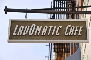 lavomatic sign